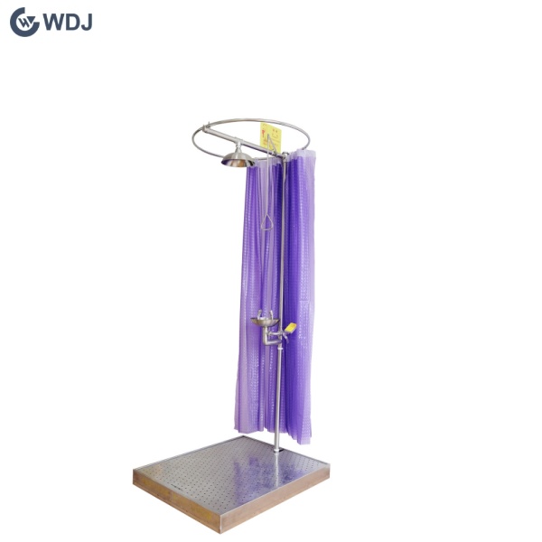 Curtain booth type emergency safety shower eyewash station